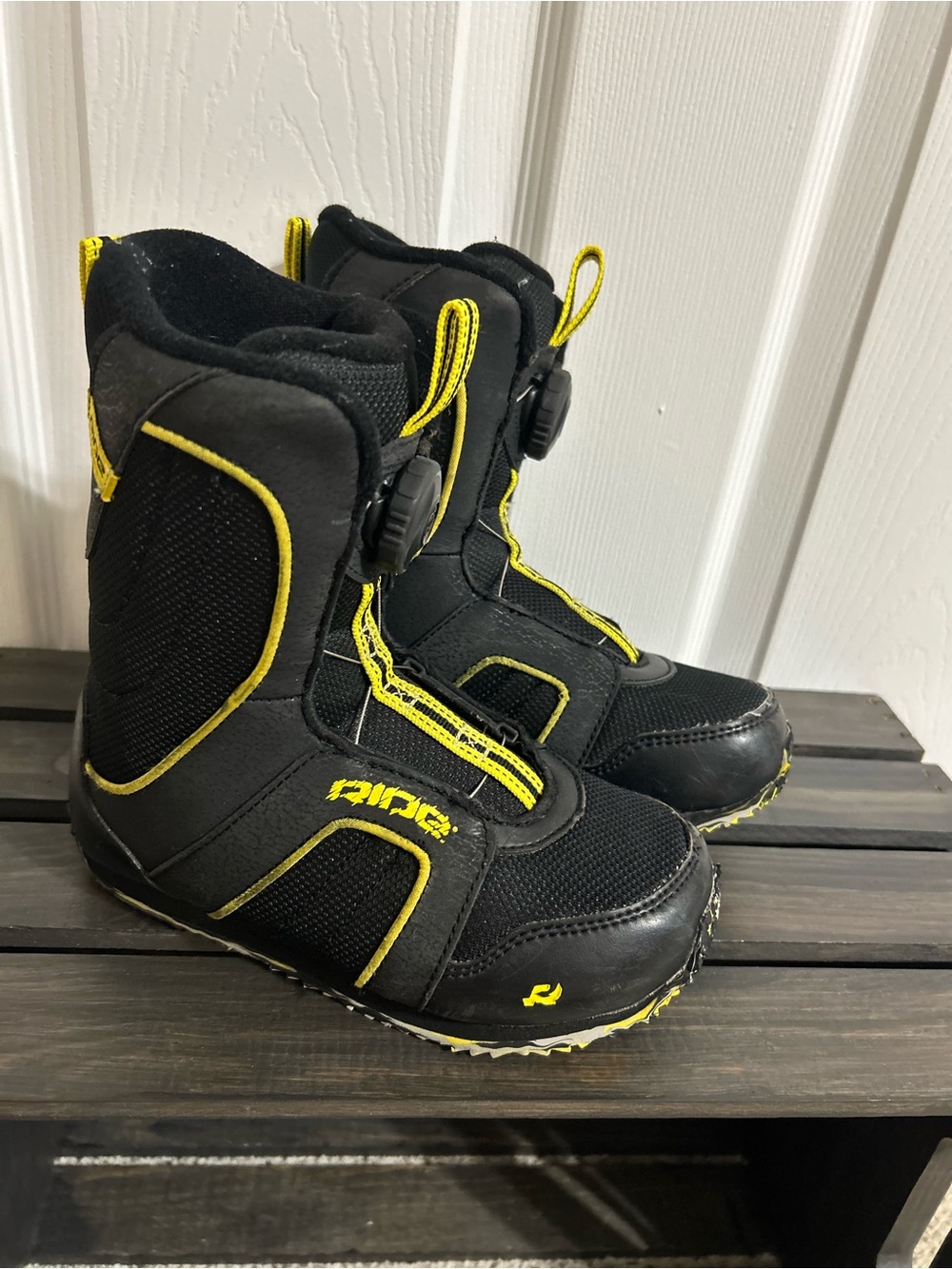 Ride Norris Youth Unisex Snowboard Boots Black & Yellow Sz 1 BOA EUC